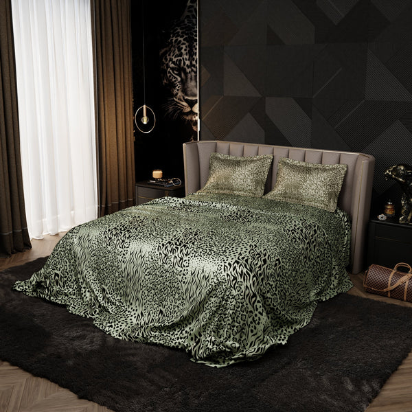 Grassland Prowler Enriched Cotton Bedsheet Set