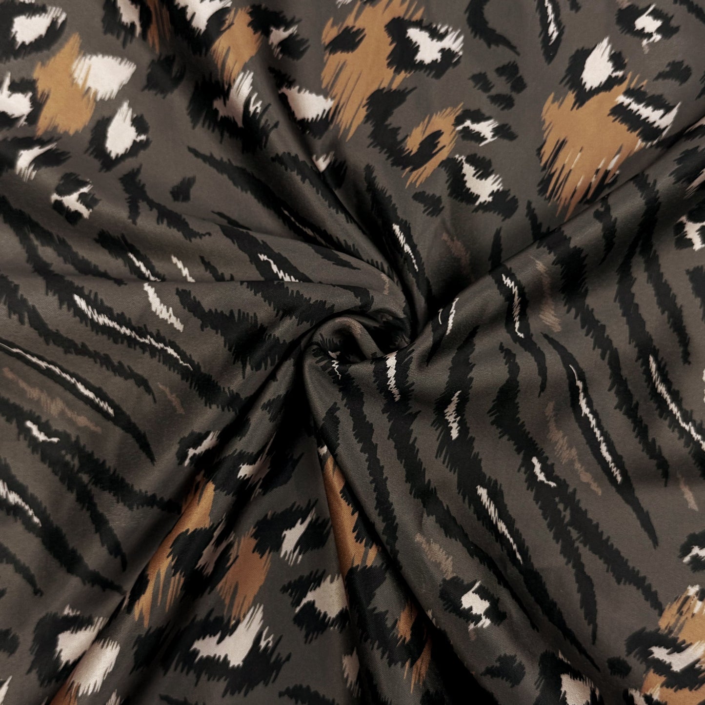 Primal Dusk Enriched Cotton Bedsheet Set