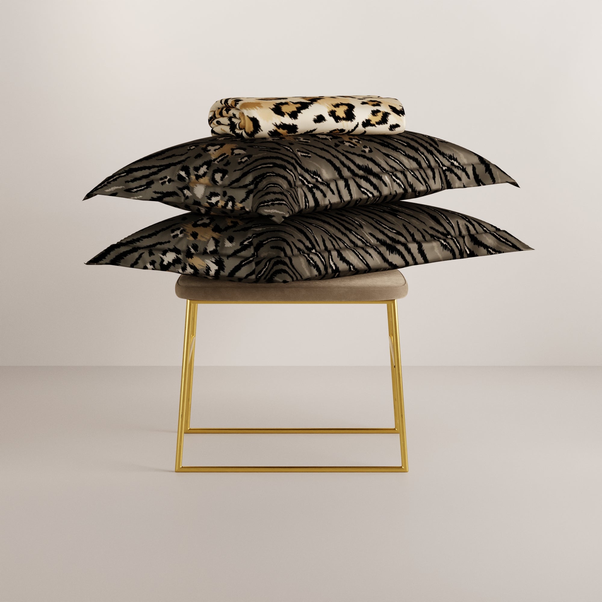 After the Hunt Enriched Cotton Bedsheet Set